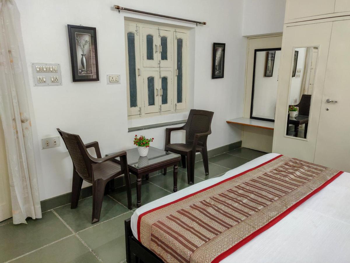 Gadh Ganesh Homestay Udaipur Luaran gambar