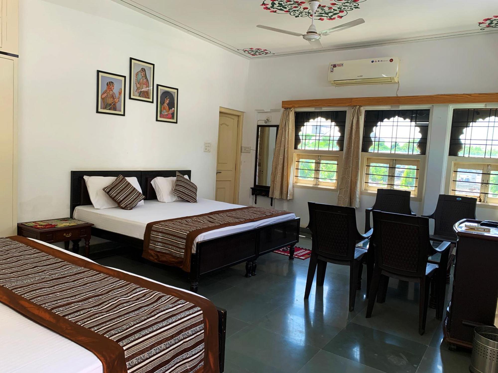 Gadh Ganesh Homestay Udaipur Luaran gambar